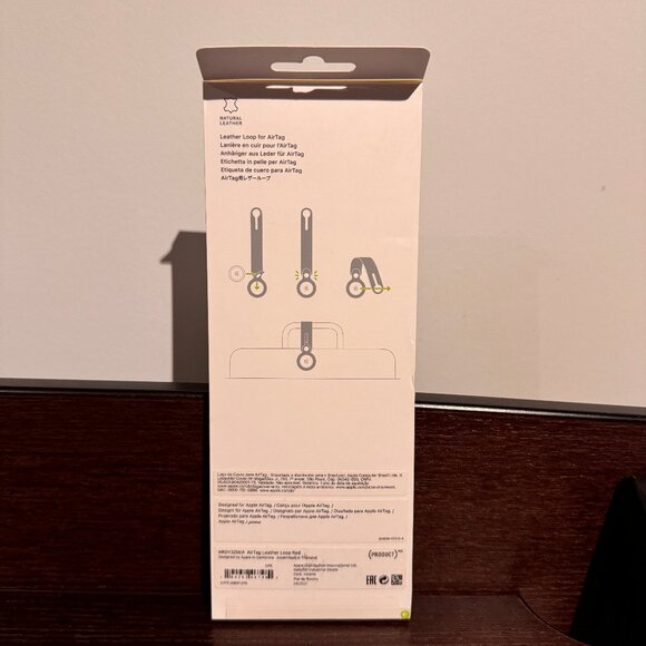 BNIB Apple AirTag Leather Loop - Product RED - Picture 2 of 3